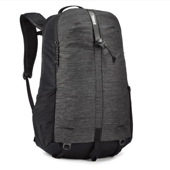 Brand New Thule Nanum 18L Hiking Backpack – Black – With Tags & Box - Picture 1 of 5